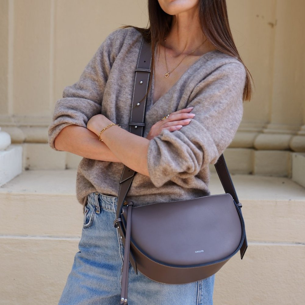 (AALLYN) Elara Leather Convertible Bag - Wood Berry